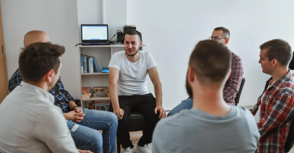 How Peer Support Actually Shows Up in Daily Life